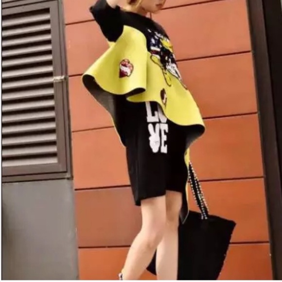 The MIQUE Ruffle Mouse Dress - Picture 9 of 10